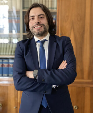 https://www.cdbavvocati.com/wp-content/uploads/2021/01/alborino-320x387.jpg